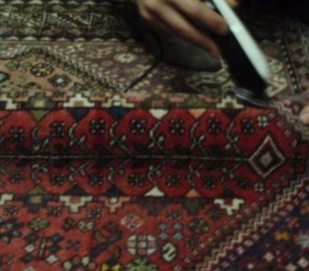 Sun Damage in Rugs and expert to recover and fix the faded color the rug guru auckland.avif